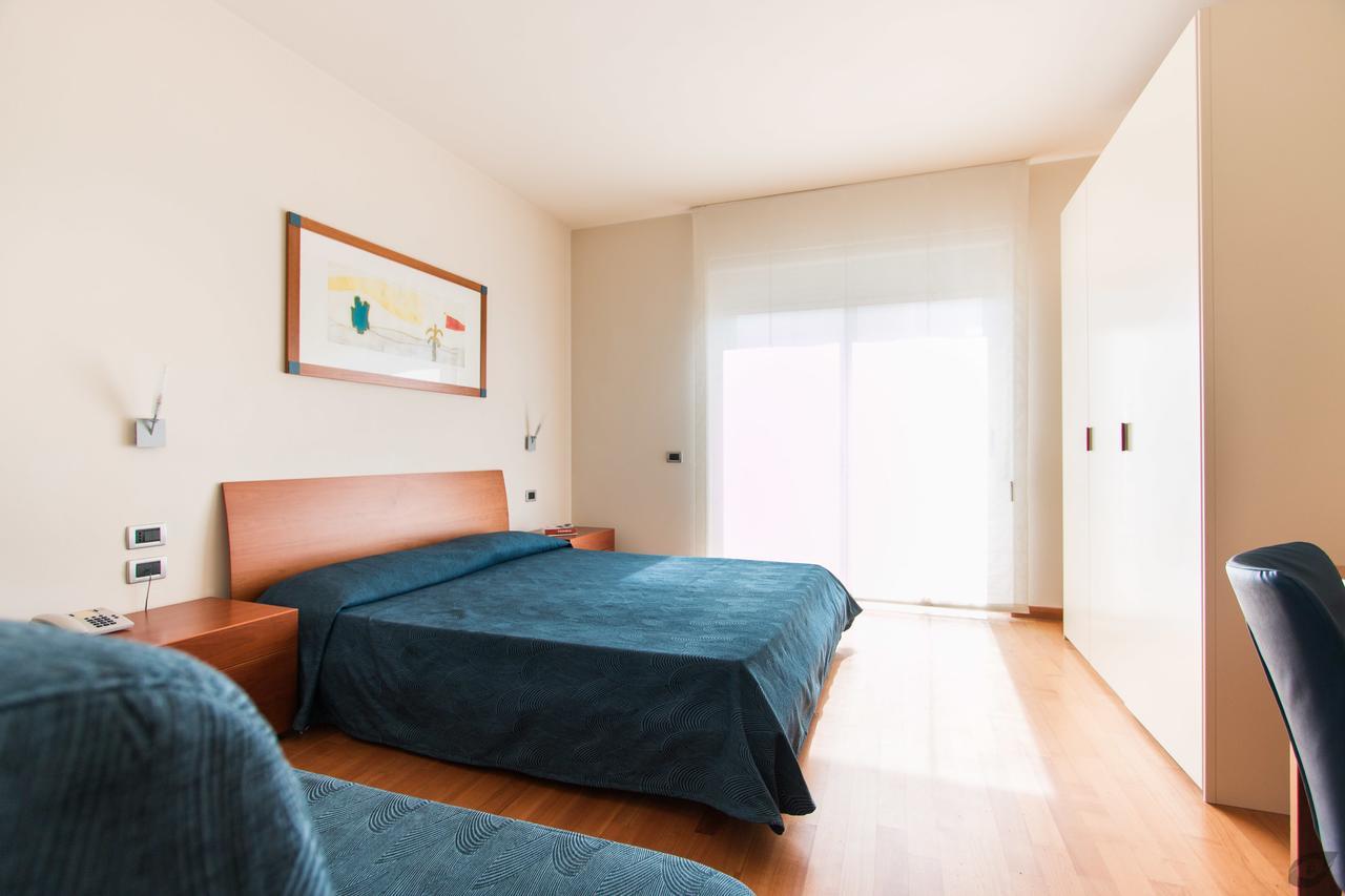 Verdeluna Aparthotel Marina di Pietrasanta Zewnętrze zdjęcie